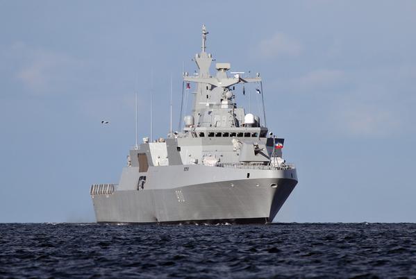 La nueva fragata MEKO argelina completó seis días de prueba de mar